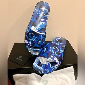 Versace Baroccoflage Lapis Slides